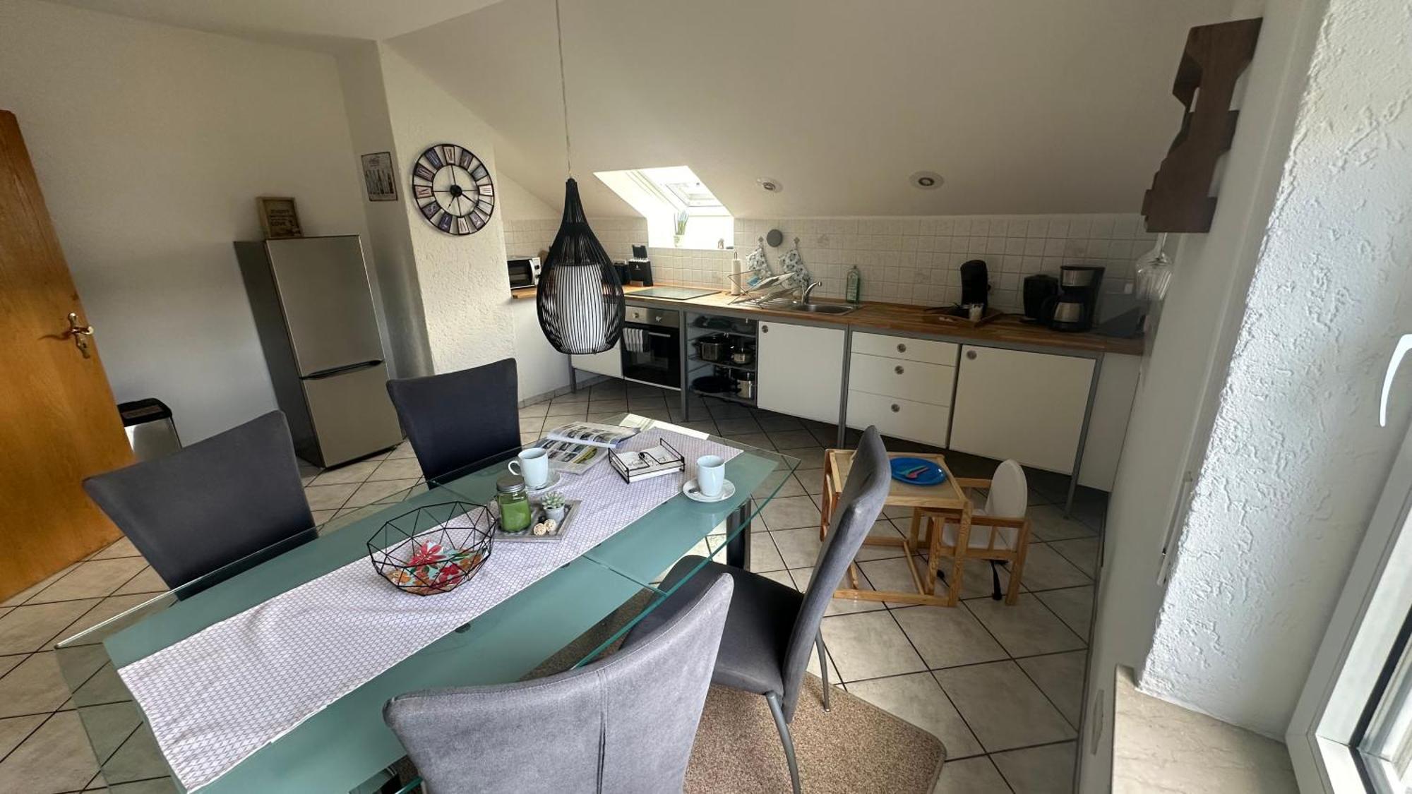 Fewo Hoheeifel, 1 Haus Mit 2 Apartments 5 Schlafzimmer In Kelberg Naehe Nuerburgring Rom bilde