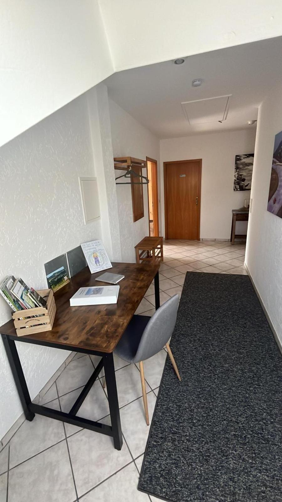 Fewo Hoheeifel, 1 Haus Mit 2 Apartments 5 Schlafzimmer In Kelberg Naehe Nuerburgring Rom bilde