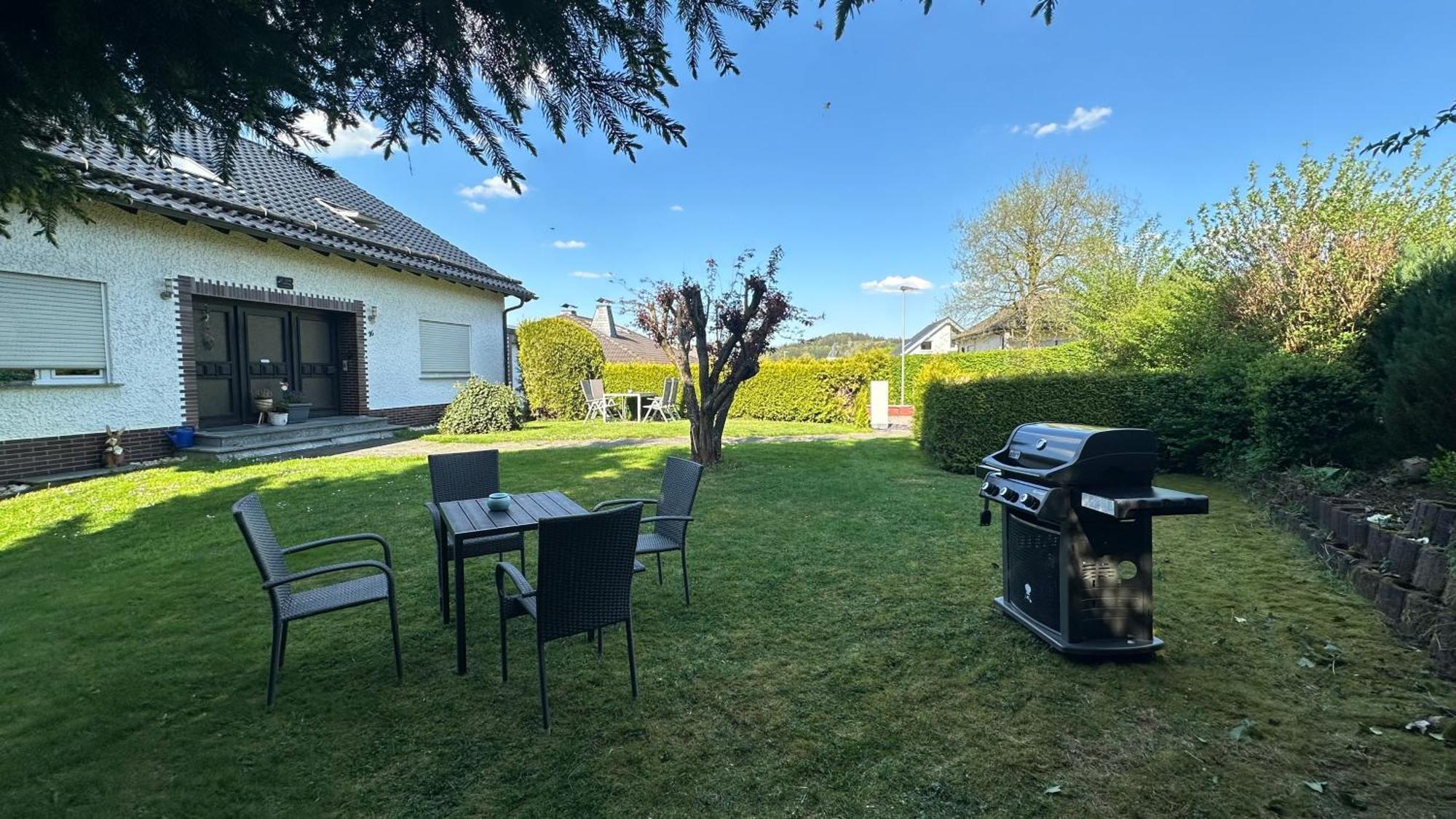 Fewo Hoheeifel, 1 Haus Mit 2 Apartments 5 Schlafzimmer In Kelberg Naehe Nuerburgring Eksteriør bilde